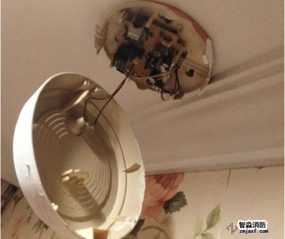 消防煙感探頭怎么接線？